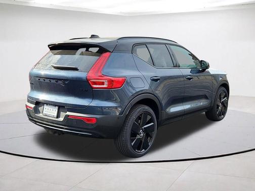 Denim Blue 2026 Volvo XC40 B5 Ultra Black Edition