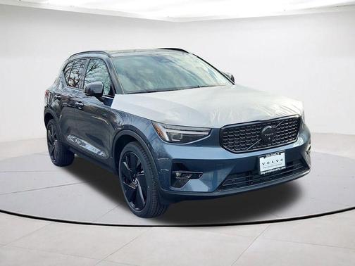 Denim Blue 2026 Volvo XC40 B5 Ultra Black Edition