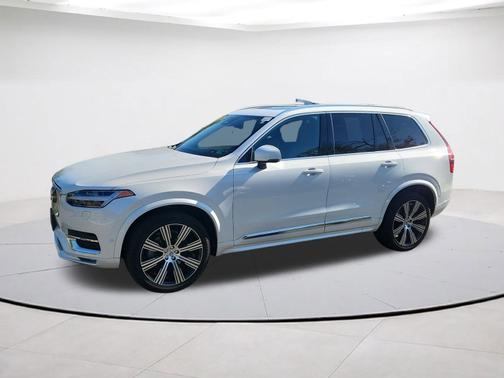 2023 Volvo XC90 B6 AWD Ultimate 7-Seater