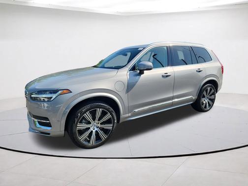 2024 Volvo XC90 Recharge Plug-In Hybrid T8 Plus Bright 7-Seater