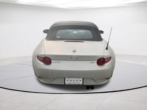 2016 Mazda MX-5 Miata Grand Touring