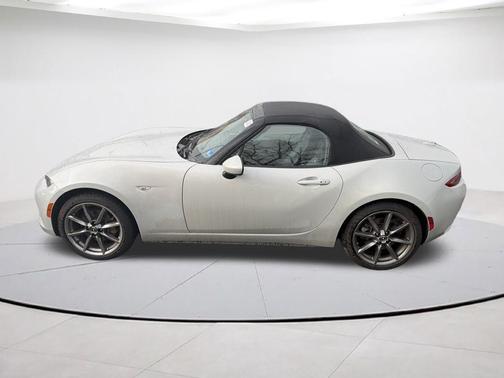 2016 Mazda MX-5 Miata Grand Touring