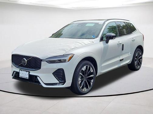 Crystal White 2026 Volvo XC60 B5 Plus