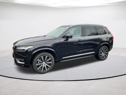 2023 Volvo XC90 B6 AWD Plus 6-Seater