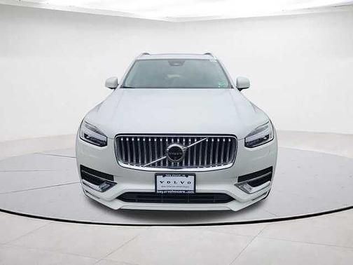 2024 Volvo XC90 Plus