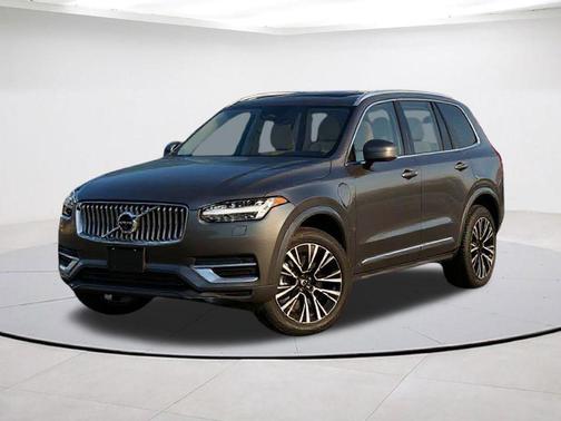 Gray 2025 Volvo XC90 Plug-In Hybrid T8 Plus 7-Seater