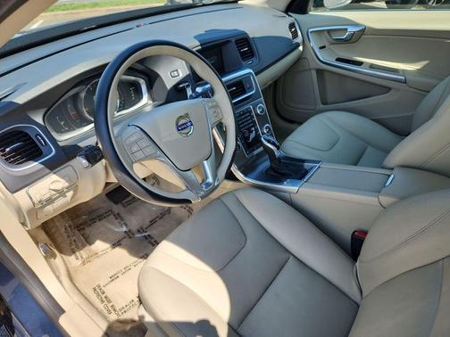 Caspian Blue Metallic 2015 Volvo S60 T5 Premier