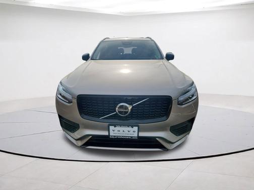 2023 Volvo XC90 Recharge Plug-In Hybrid Plus Dark 7-Seater