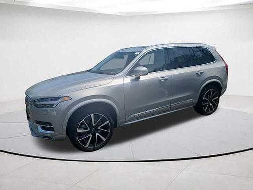 2024 Volvo XC90 Plus
