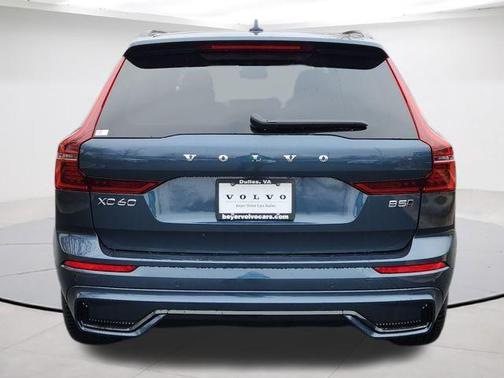 Denim Blue Metallic 2026 Volvo XC60 B5 Core