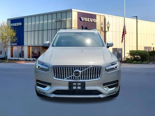 2024 Volvo XC90 B6 Plus Bright 6-Seater