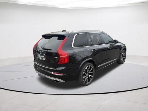 Onyx Black Metallic 2019 Volvo XC90 T6 Inscription