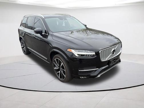 Onyx Black Metallic 2019 Volvo XC90 T6 Inscription