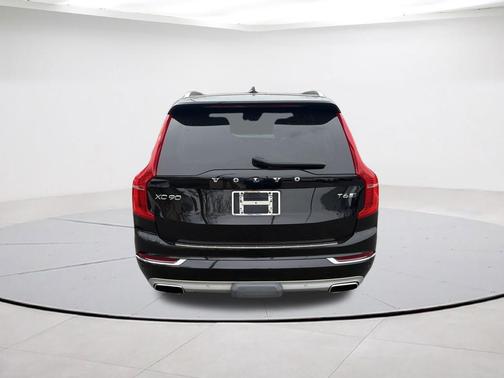 Onyx Black Metallic 2019 Volvo XC90 T6 Inscription