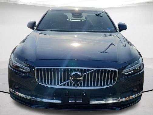 Denim Blue Metallic 2022 Volvo S90 B6 Inscription