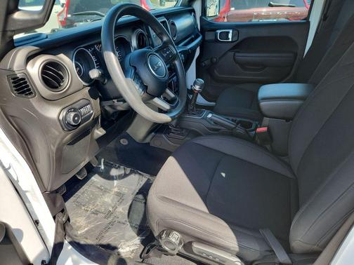 Bright White Clearcoat 2022 Jeep Wrangler Unlimited Sport
