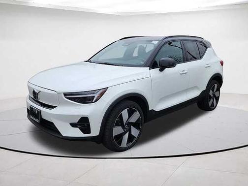2023 Volvo XC40 Ultimate