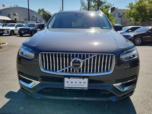 2024 Volvo XC90 B5 Core Bright