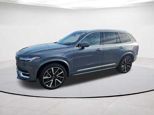 2023 Volvo XC90 Plus