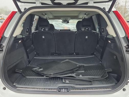 Crystal White Metallic 2024 Volvo XC90 Recharge Plug-In Hybrid T8 Plus Bright Theme 7 Passenger