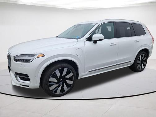 Crystal White Metallic 2024 Volvo XC90 Recharge Plug-In Hybrid T8 Plus Bright Theme 7 Passenger