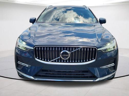 Denim Blue Metallic 2023 Volvo XC60 B5 Plus Bright Theme