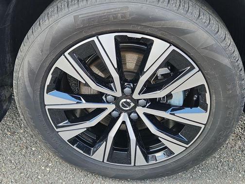 Denim Blue Metallic 2023 Volvo XC60 B5 Plus Bright Theme