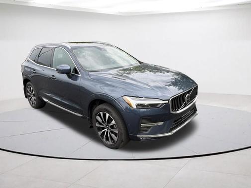 Denim Blue Metallic 2023 Volvo XC60 B5 Plus Bright Theme