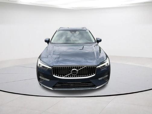 Denim Blue Metallic 2023 Volvo XC60 B5 Plus Bright Theme
