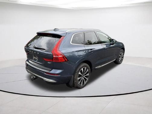Denim Blue Metallic 2023 Volvo XC60 B5 Plus Bright Theme