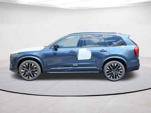 Denim Blue Metallic 2026 Volvo XC90 Plug-In Hybrid T8 Ultra Dark Theme 7-Seater