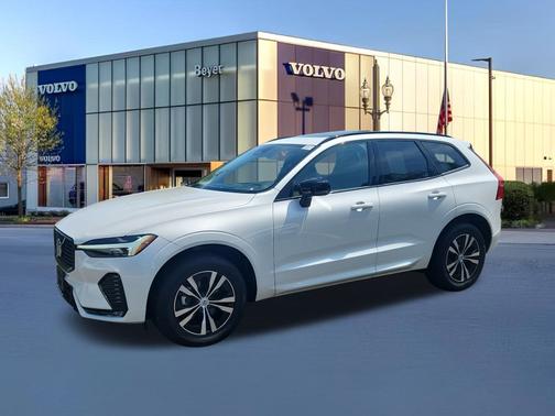 2025 Volvo XC60 B5 Core