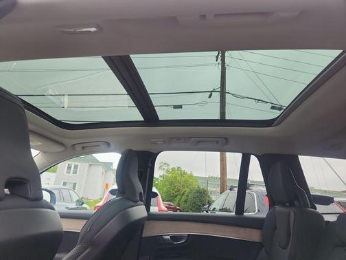 Denim Blue Metallic 2025 Volvo XC90 B5 Core