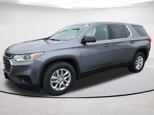Satin Steel Metallic 2019 Chevrolet Traverse LS