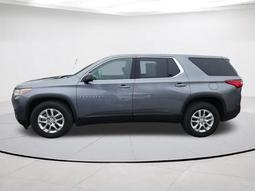 Satin Steel Metallic 2019 Chevrolet Traverse LS