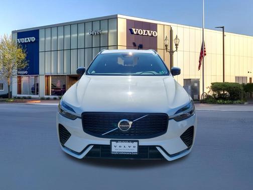 2025 Volvo XC60 B5 Core