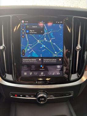 2025 Volvo S60 B5 Plus