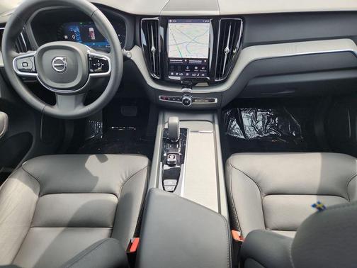 Denim Blue Metallic 2025 Volvo XC60 B5 Plus