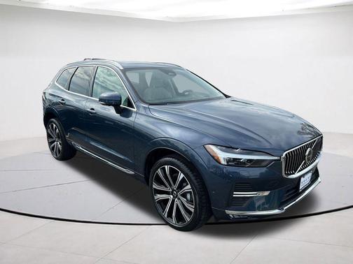 Denim Blue Metallic 2023 Volvo XC60 B5 Ultimate Bright Theme