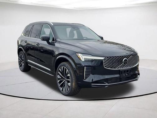 Onyx Black Metallic 2026 Volvo XC90 Plug-In Hybrid T8 Ultra 7-Seater