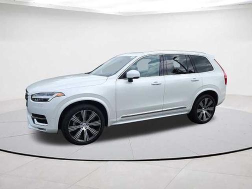 2023 Volvo XC90 B6 AWD Ultimate 7-Seater