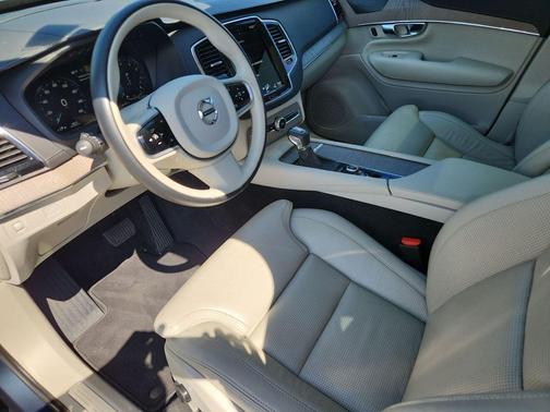 Denim Blue Metallic 2021 Volvo XC90 T6 Inscription 7 Passenger