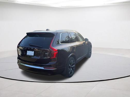 Mulberry Red 2025 Volvo XC90 B6 Core