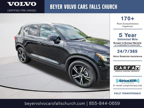 2025 Volvo XC40 B5 Core Bright Theme
