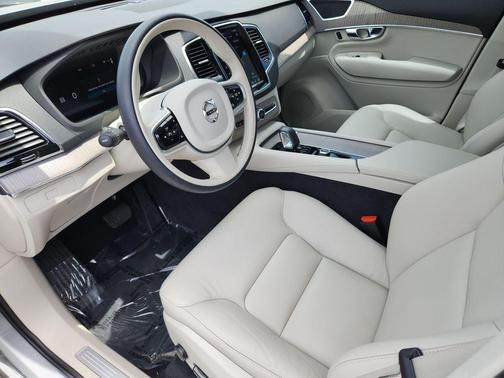 Gray Metallic 2025 Volvo XC90 B5 Plus