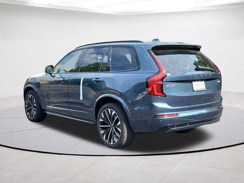 Denim Blue Metallic 2026 Volvo XC90 Plug-In Hybrid T8 Ultra Dark Theme 6-Seater