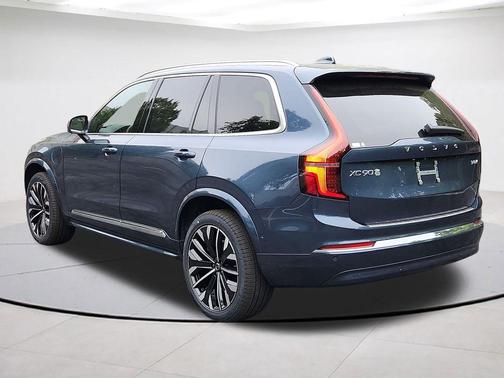 Denim Blue Metallic 2026 Volvo XC90 Plug-In Hybrid T8 Ultra 6-Seater