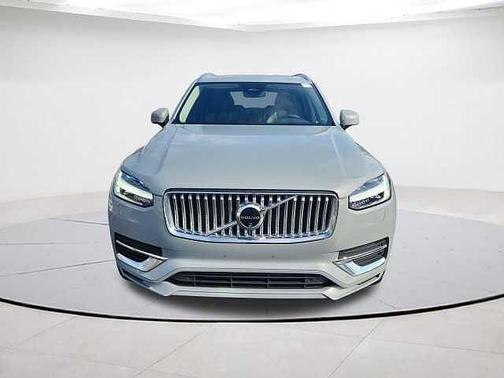 2024 Volvo XC90 Plus