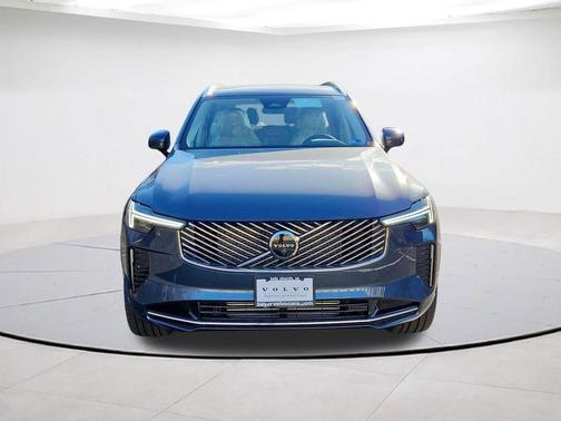 Denim Blue Metallic 2026 Volvo XC90 Plug-In Hybrid T8 Ultra 7-Seater