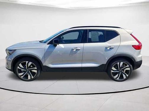 Silver 2025 Volvo XC40 B5 Plus Dark Theme